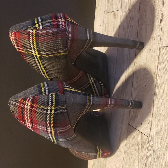 Fioni Gray Tartan Plaid Platform Heels Size 7.5 - Picture 4 of 12